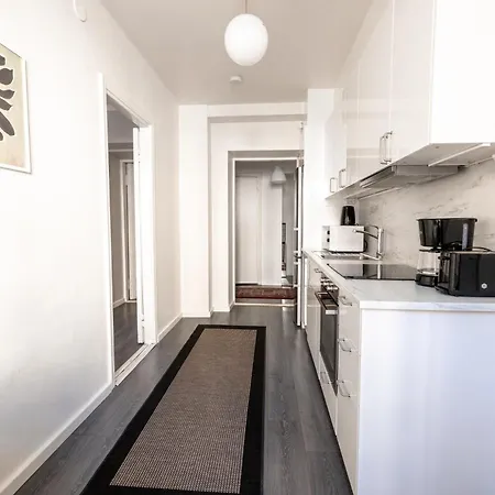 شقة 2ndhomes Stylish & Renovated 1br With Good Location