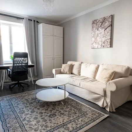 2ndhomes Stylish & Renovated 1br With Good Location Апартаменты *